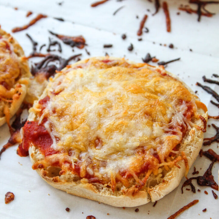 English Muffin Cheese Pizzas