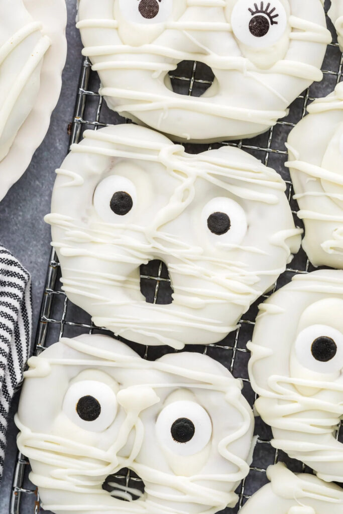 Mummy Pretzels